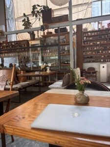 Working at Unfashioned District café in Bangkok